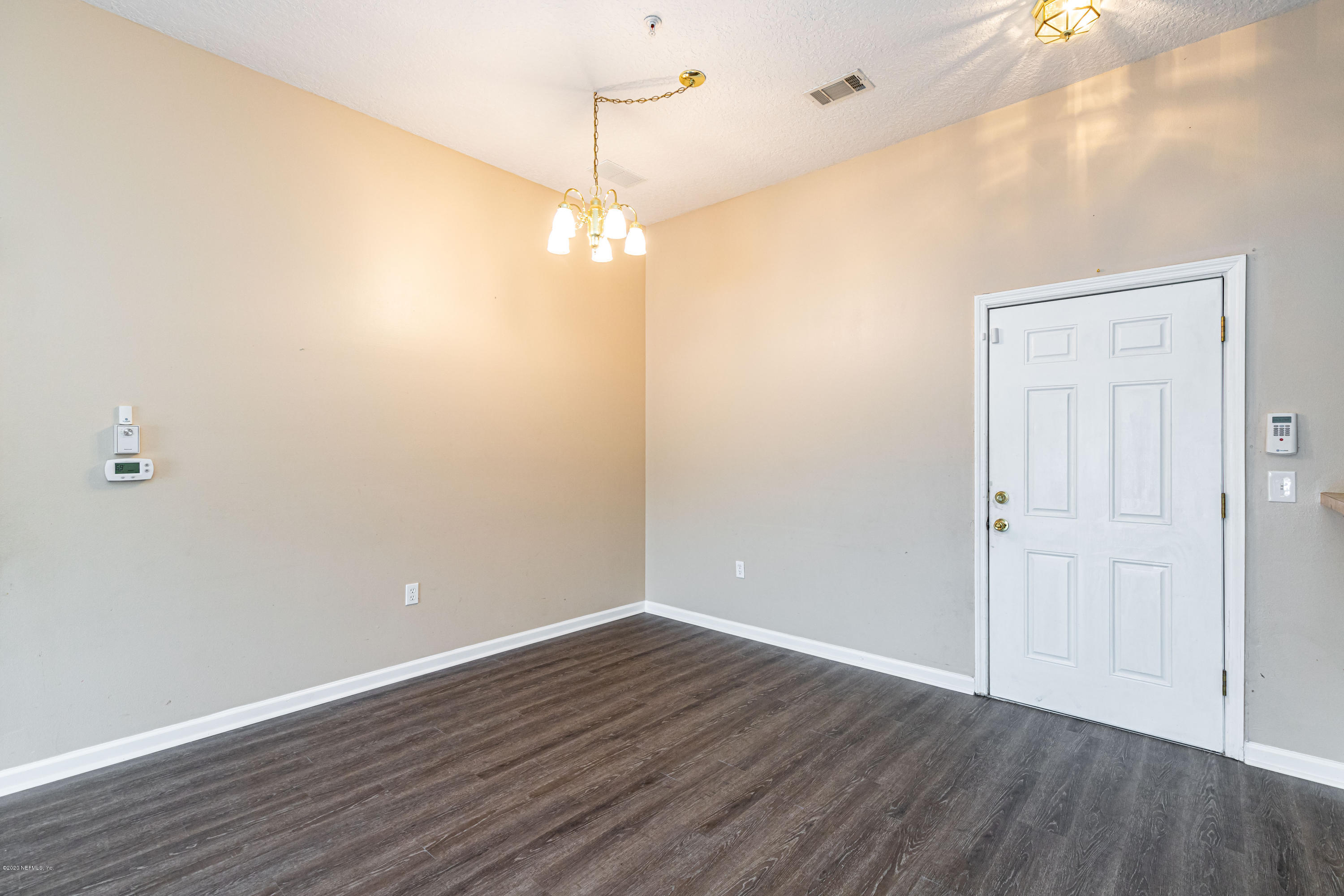 7920 Merrill Road, Unit 1207 Jacksonville, FL 32277 - Photo 6 of 24 5