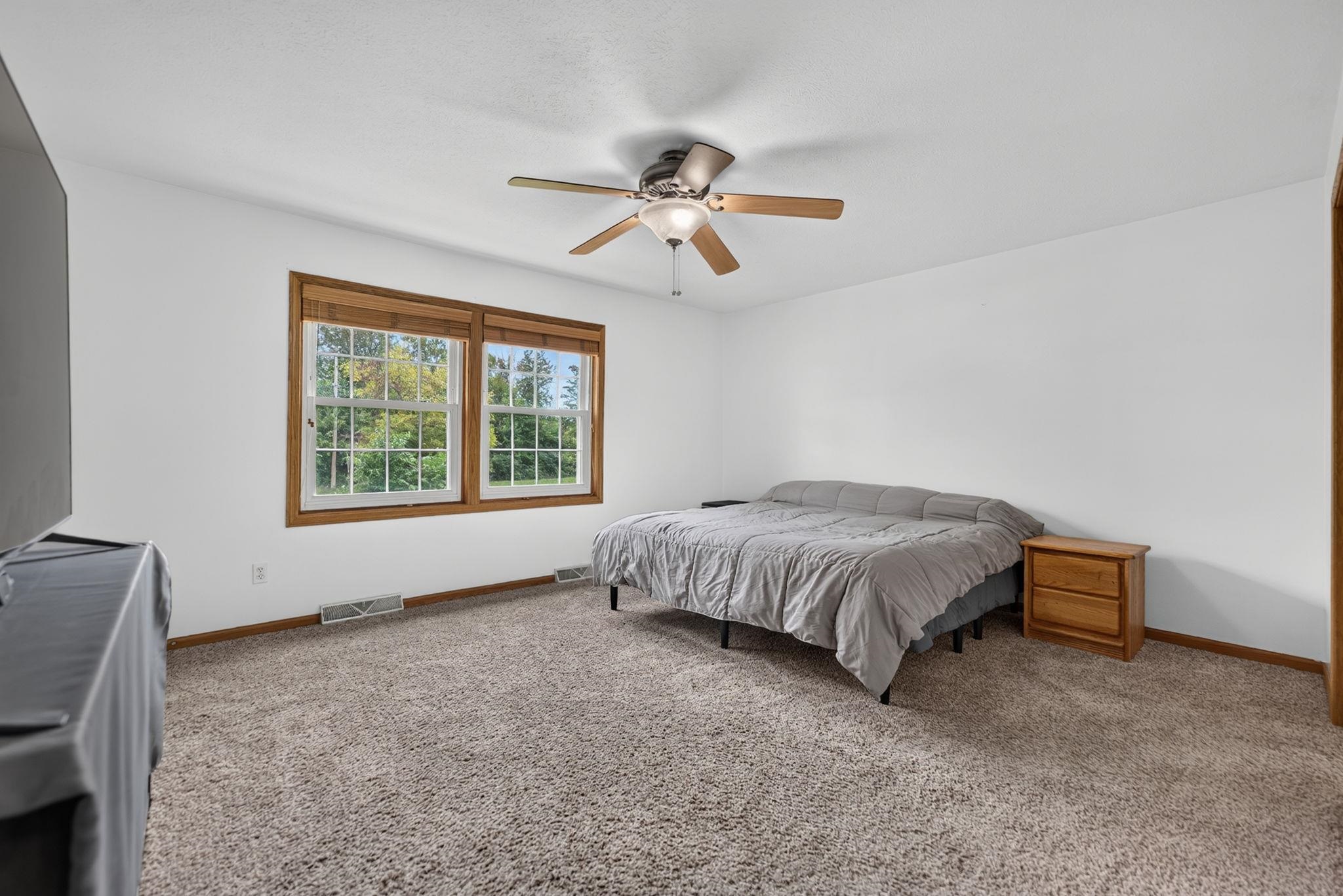 740 Timber Creek Road Dixon, IL 61021 - Photo 15 of 40 Gallery Image 15