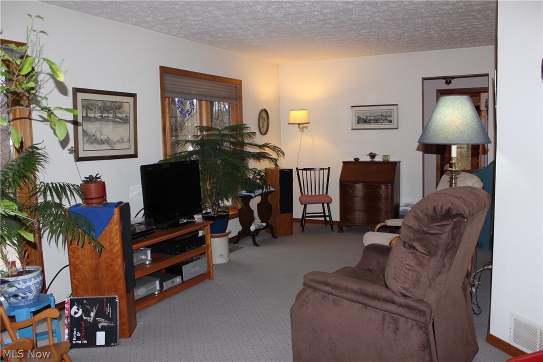 643 Ticknor Road Mogadore, OH 44260 - Photo 17 of 34 Gallery Image 17