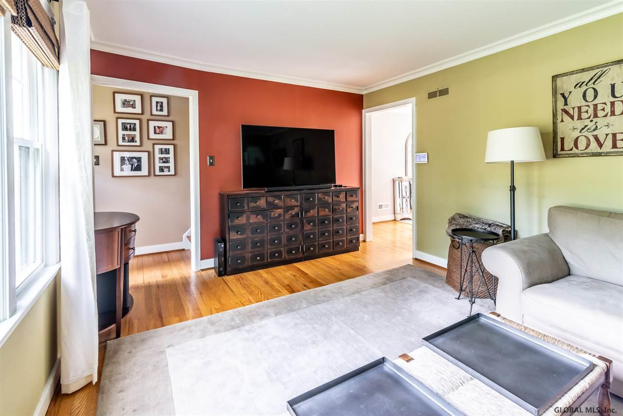 64 Eastholm Road Schenectady, NY 12304 - Photo 15 of 51 Photo 15