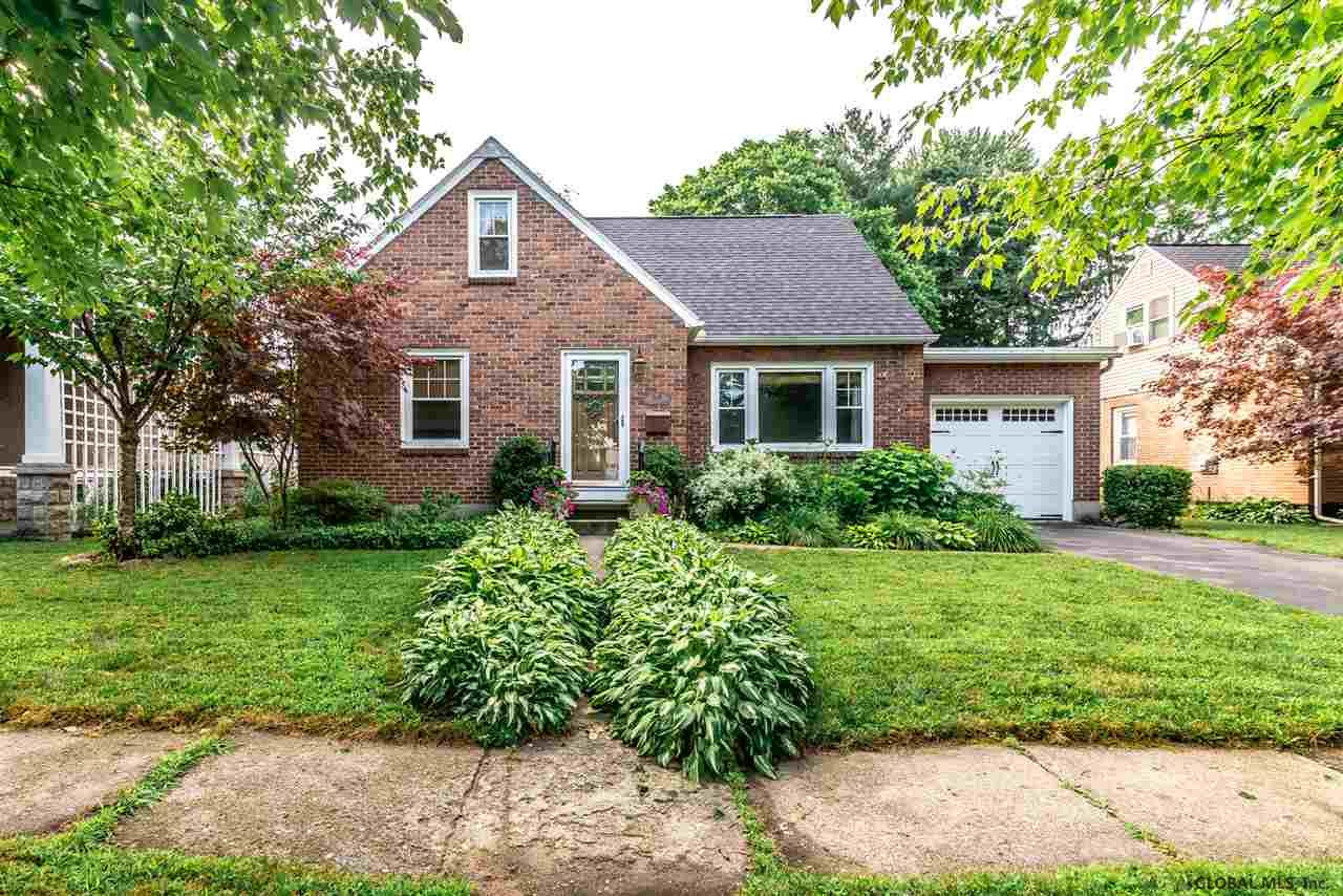 64 Eastholm Road Schenectady, NY 12304 - Photo 3 of 51 Photo 3