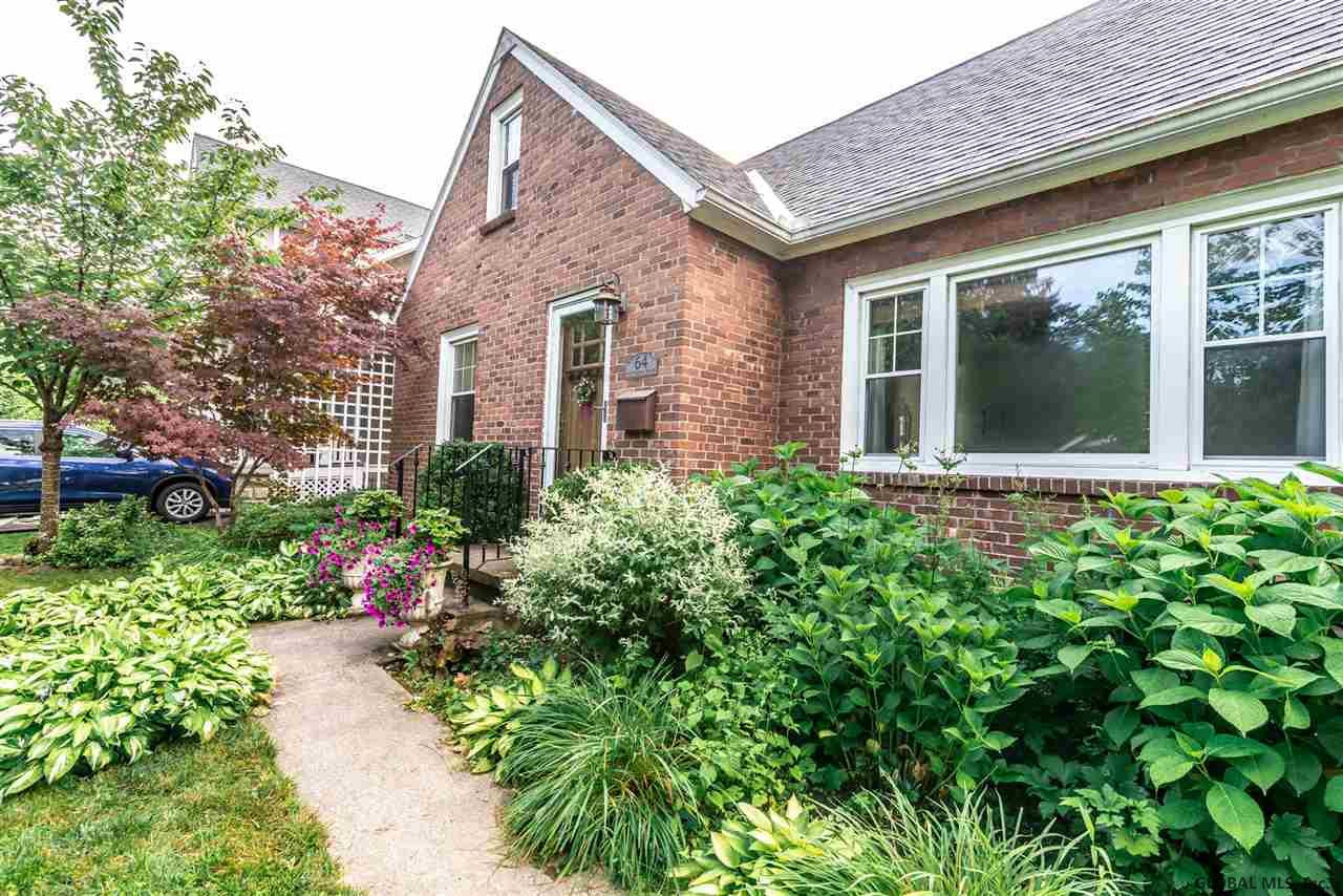 64 Eastholm Road Schenectady, NY 12304 - Photo 8 of 51 Photo 8