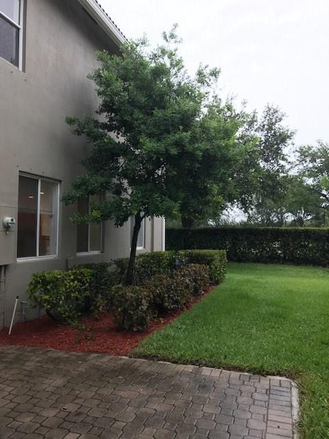 3255 Laurel Ridge Circle, Unit 3255 Riviera Beach, FL 33404 - Photo 18 of 19 Photo 18