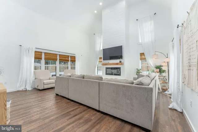 $724,900 | 38 East 5th Avenue, Collegeville, PA 19426