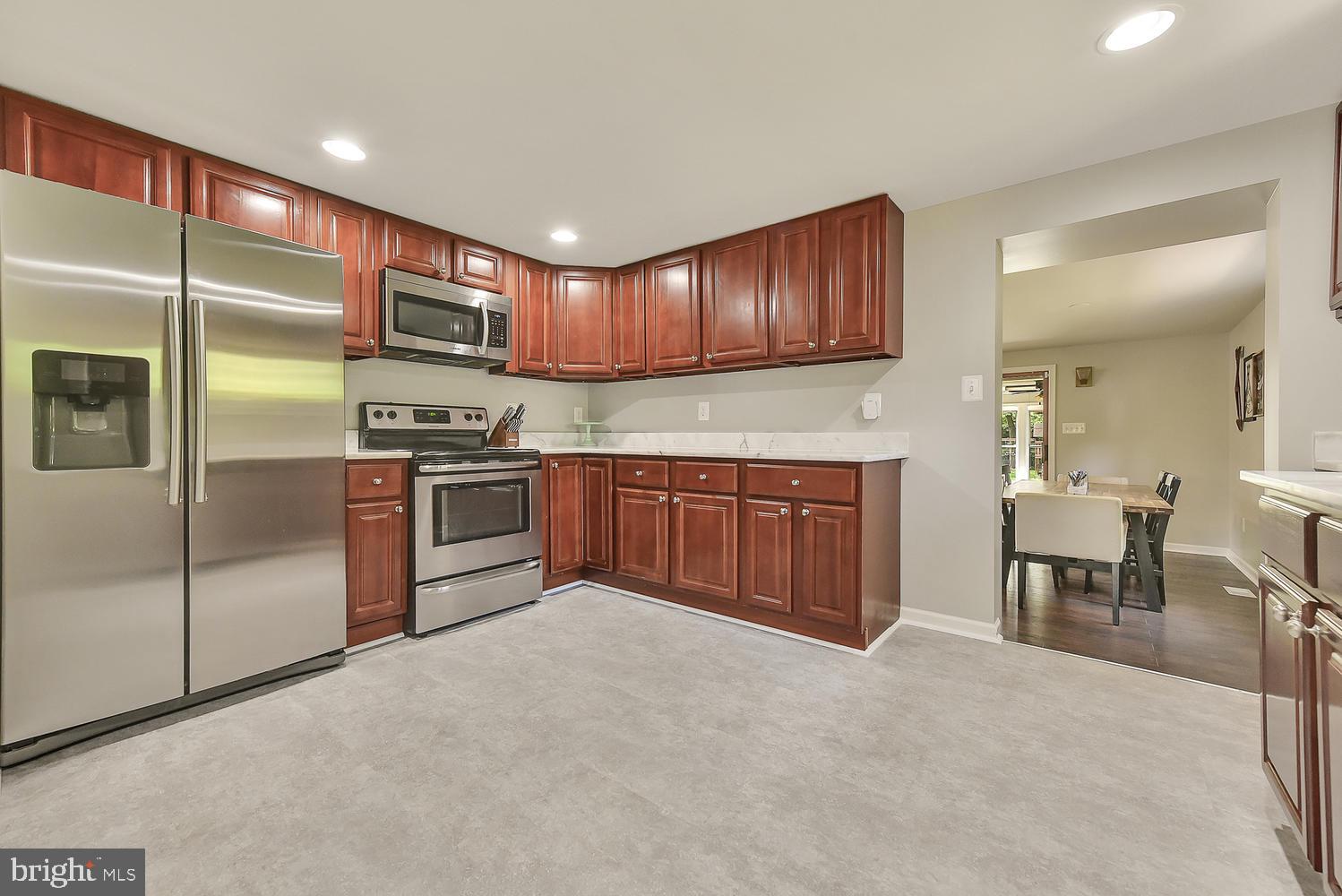 1583 Colony Road Pasadena, MD 21122 - Photo 10 of 59 Gallery Image 10
