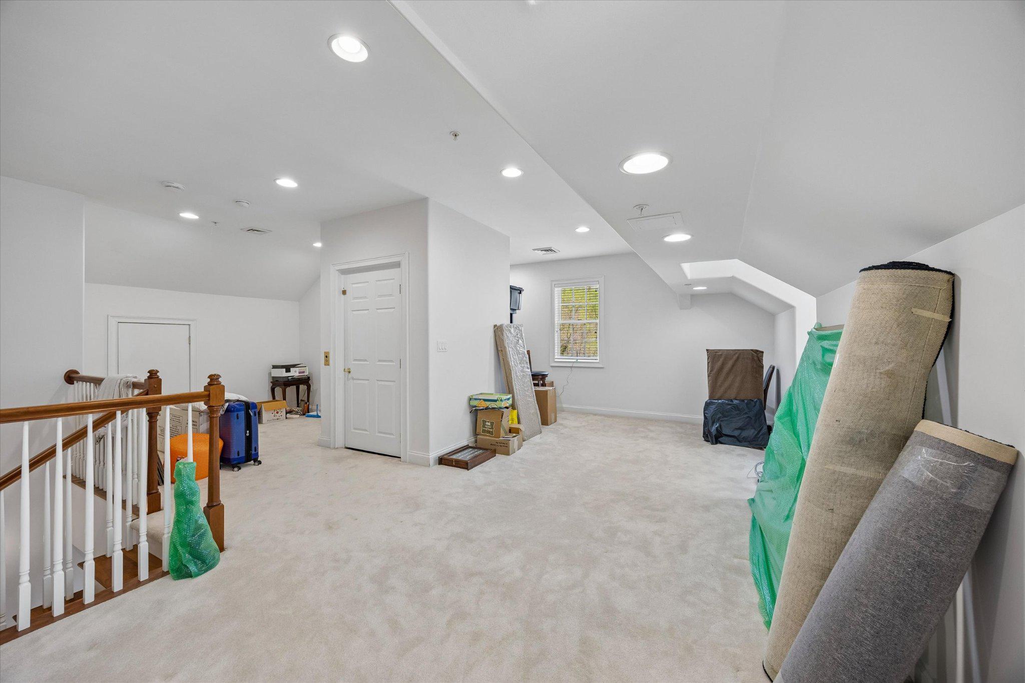 126 Bancroft Mills Road, Unit 14 Wilmington, DE 19806 - Photo 28 of 35 a view of a hallway with seating area