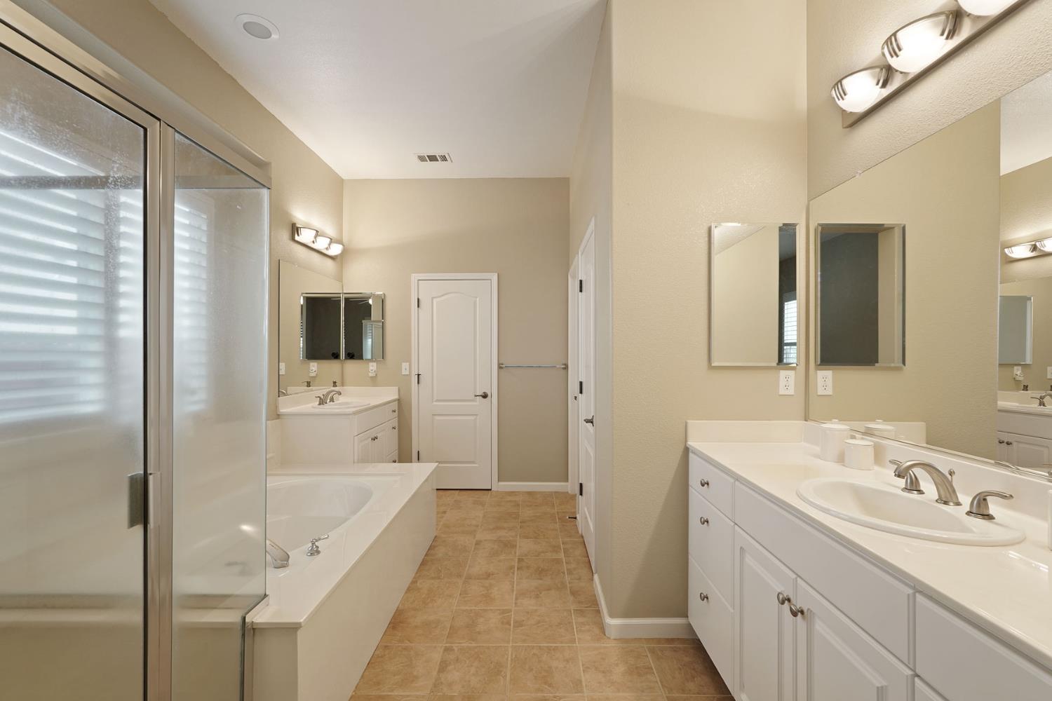 2088 Incline Drive Lodi, CA 95242 - Photo 26 of 34