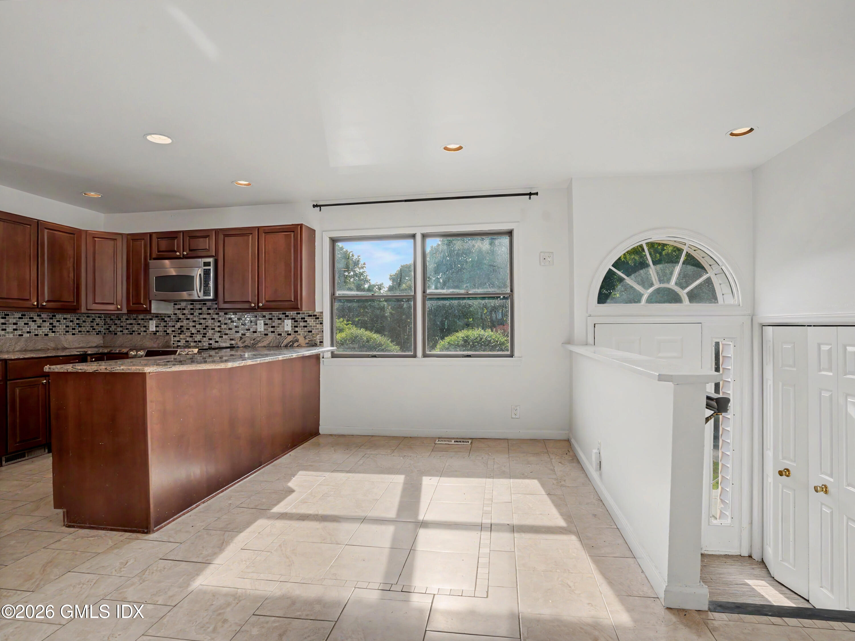 197 Sheep Hill Road, Unit C Riverside, CT 06878 - Photo 3 of 35 Kitchen