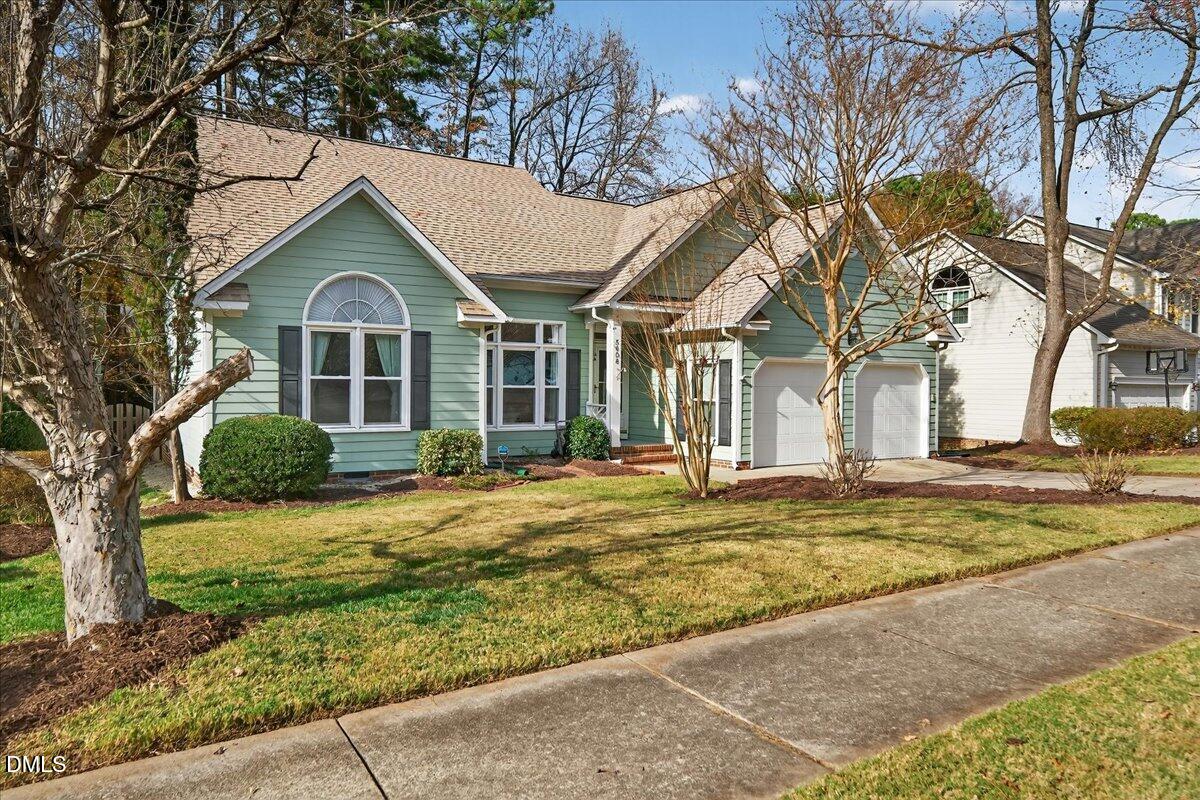 5608 Barham Court Raleigh, NC 27613 - Photo 2 of 37 33-bEXT_016