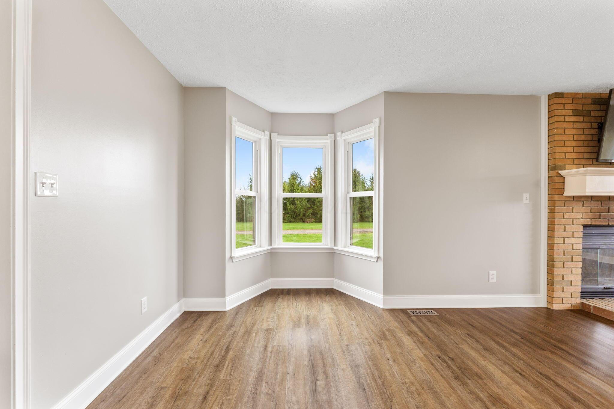 14103 Lockbourne Eastern Road Ashville, OH 43103 - Photo 23 of 73 14103 Lockbourne Eastern Rd (Interior)-2