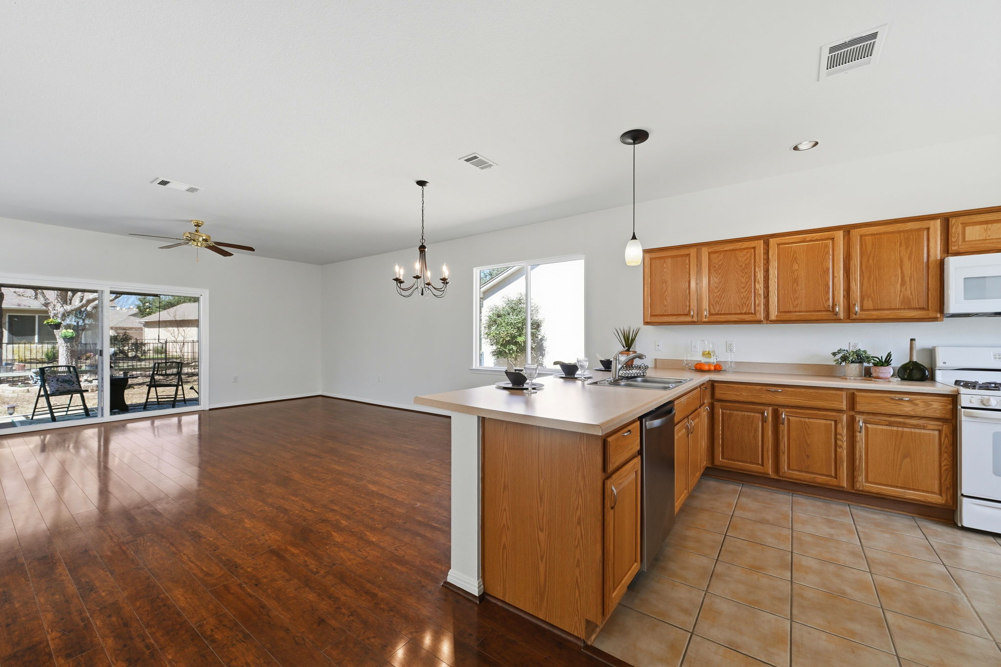 708 Texas Drive Georgetown, TX 78633 - Photo 10 of 27 Kitchen to living area, perfect for entertaining.