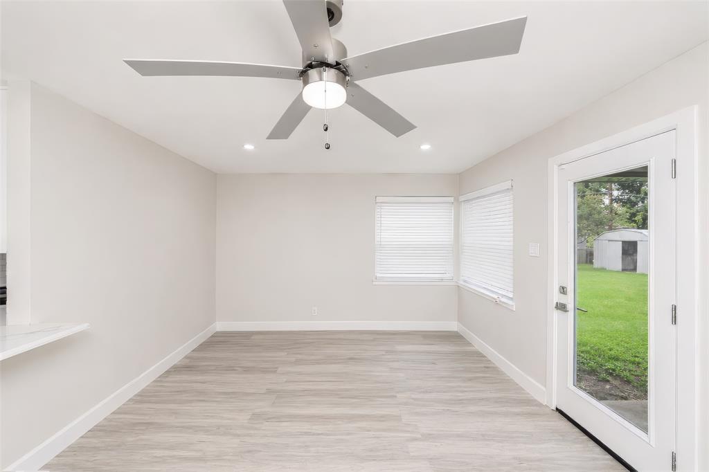 504 Pecan Street Crowley, TX 76036 - Photo 11 of 30
