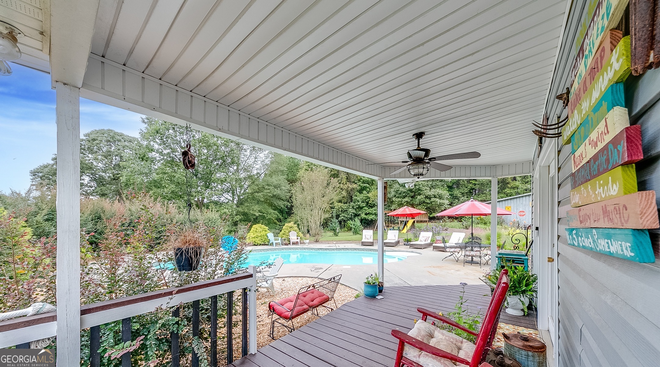 119 Yarbrough Ridgeway Road Commerce, GA 30529 - Photo 19 of 50 a sitting area with furniture and garden view