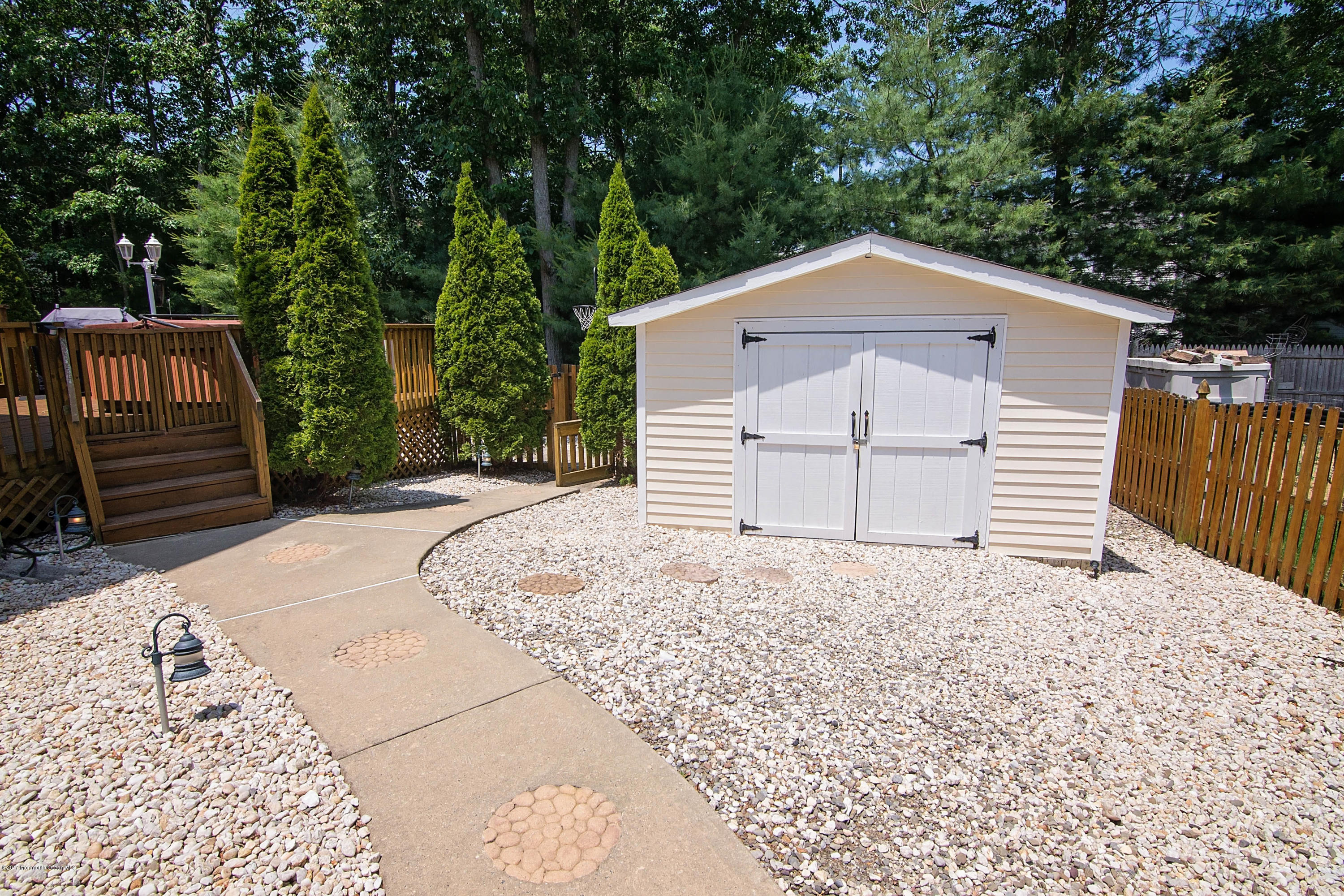 269 Lake Road Brick, NJ 08724 - Photo 37 of 39 _RMJ4959.jpg shed