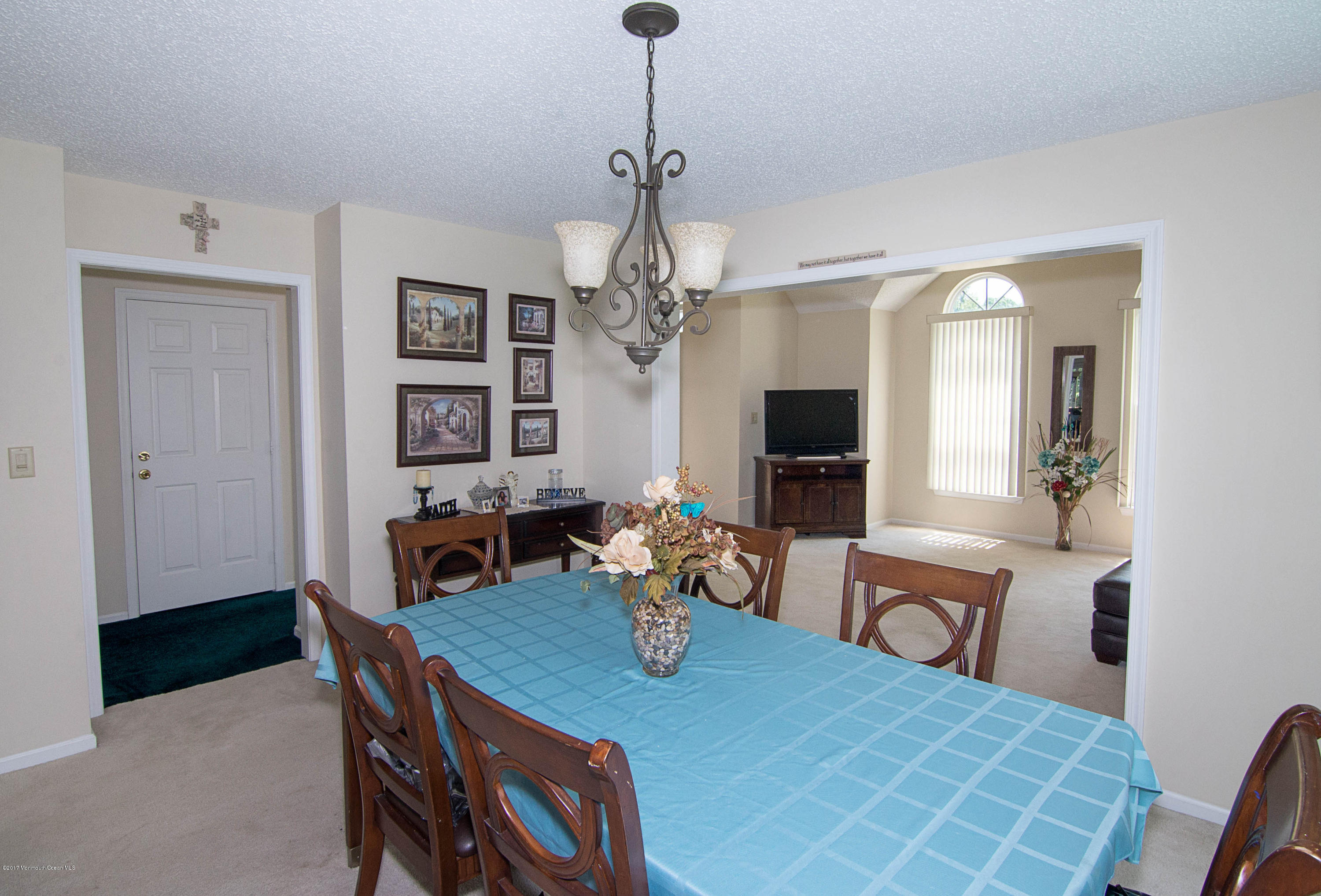 269 Lake Road Brick, NJ 08724 - Photo 10 of 39 _RMJ4829.jpg dining room