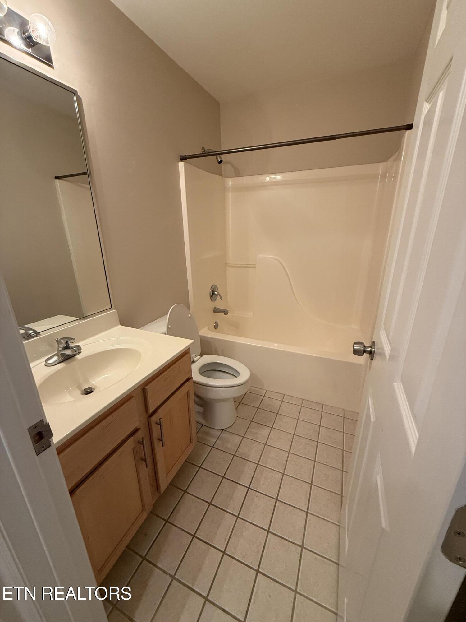 10031 Villa Ridge Way Knoxville, TN 37932 - Photo 11 of 15 IMG_4201