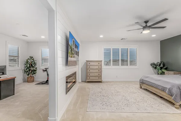 $5,300 | 9560 East Spiral Avenue, Mesa, AZ 85212