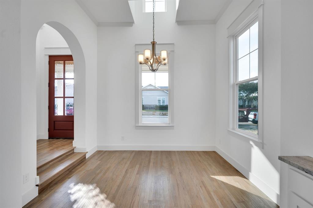 978 Abigail Way Midlothian, TX 76065 - Photo 4 of 26