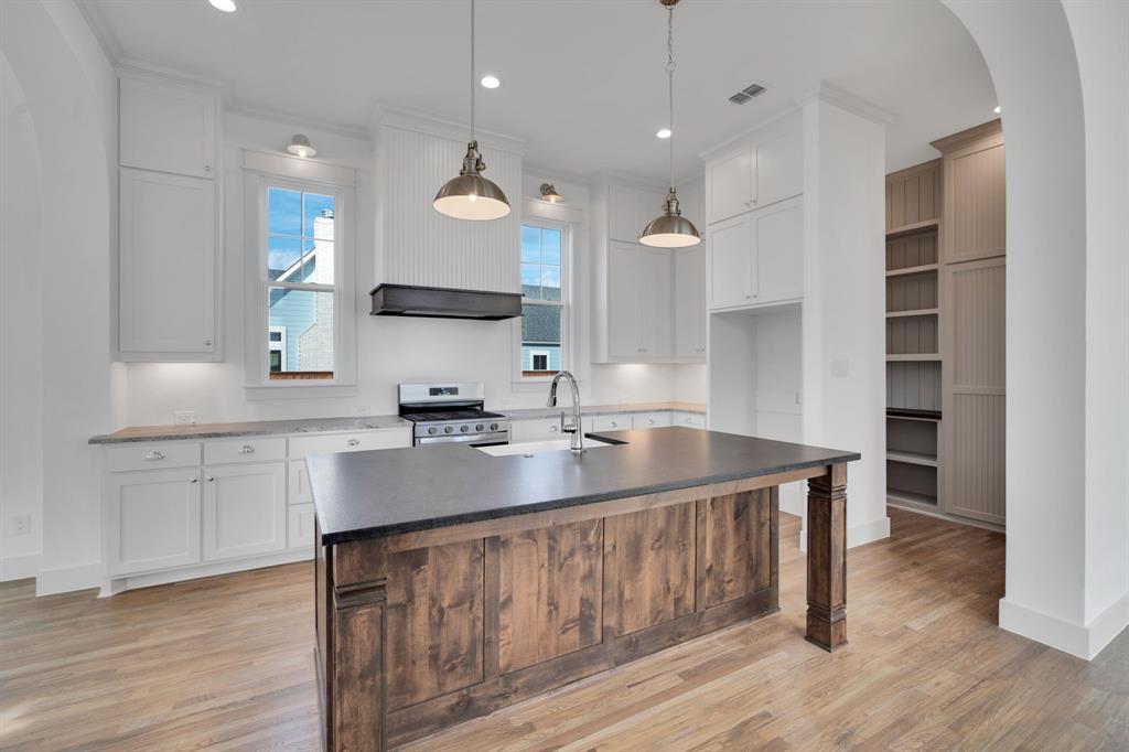 978 Abigail Way Midlothian, TX 76065 - Photo 5 of 26