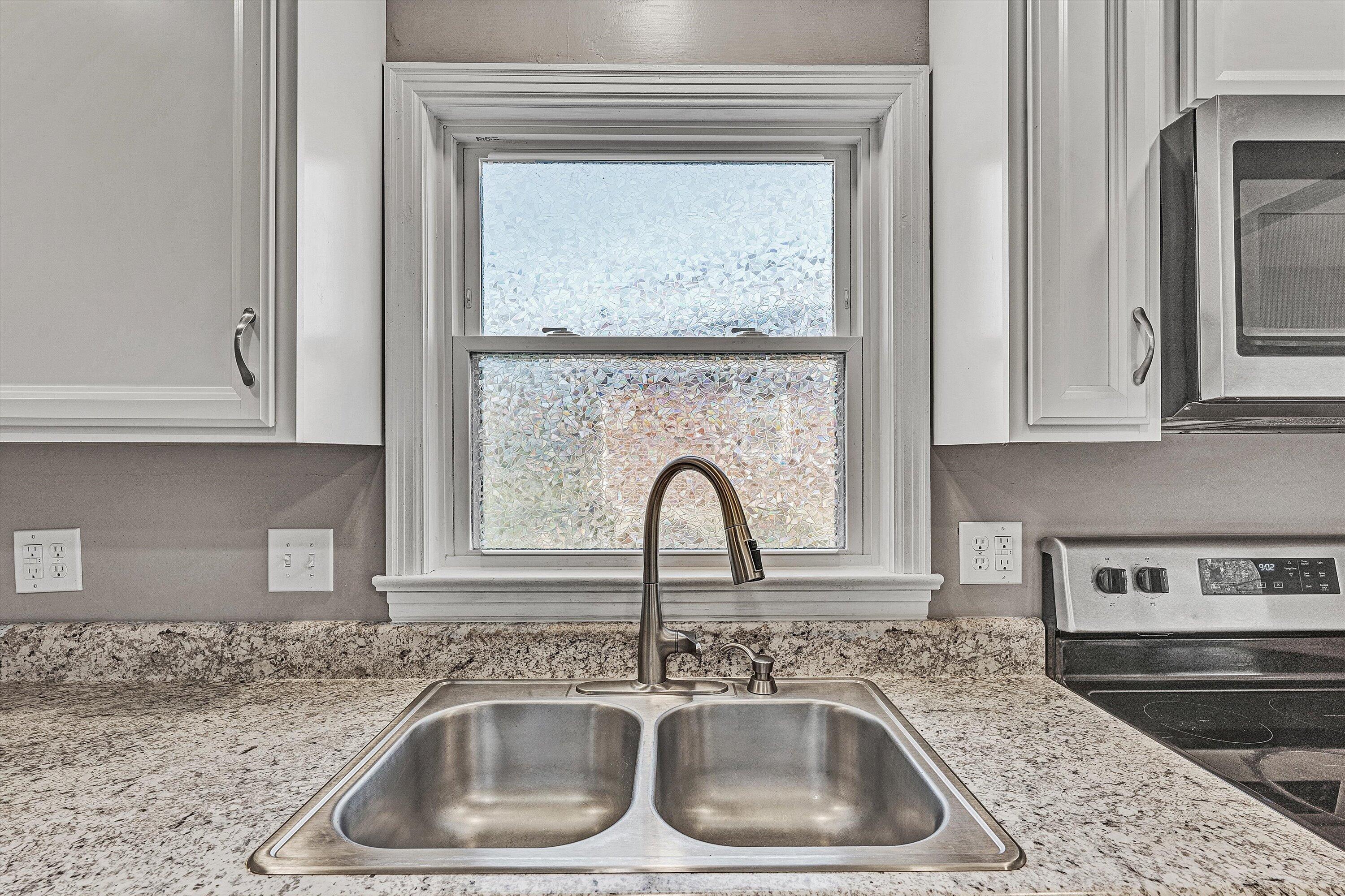 4608 Elva Road Northwest Roanoke, VA 24017 - Photo 11 of 38 11-SGP-09922