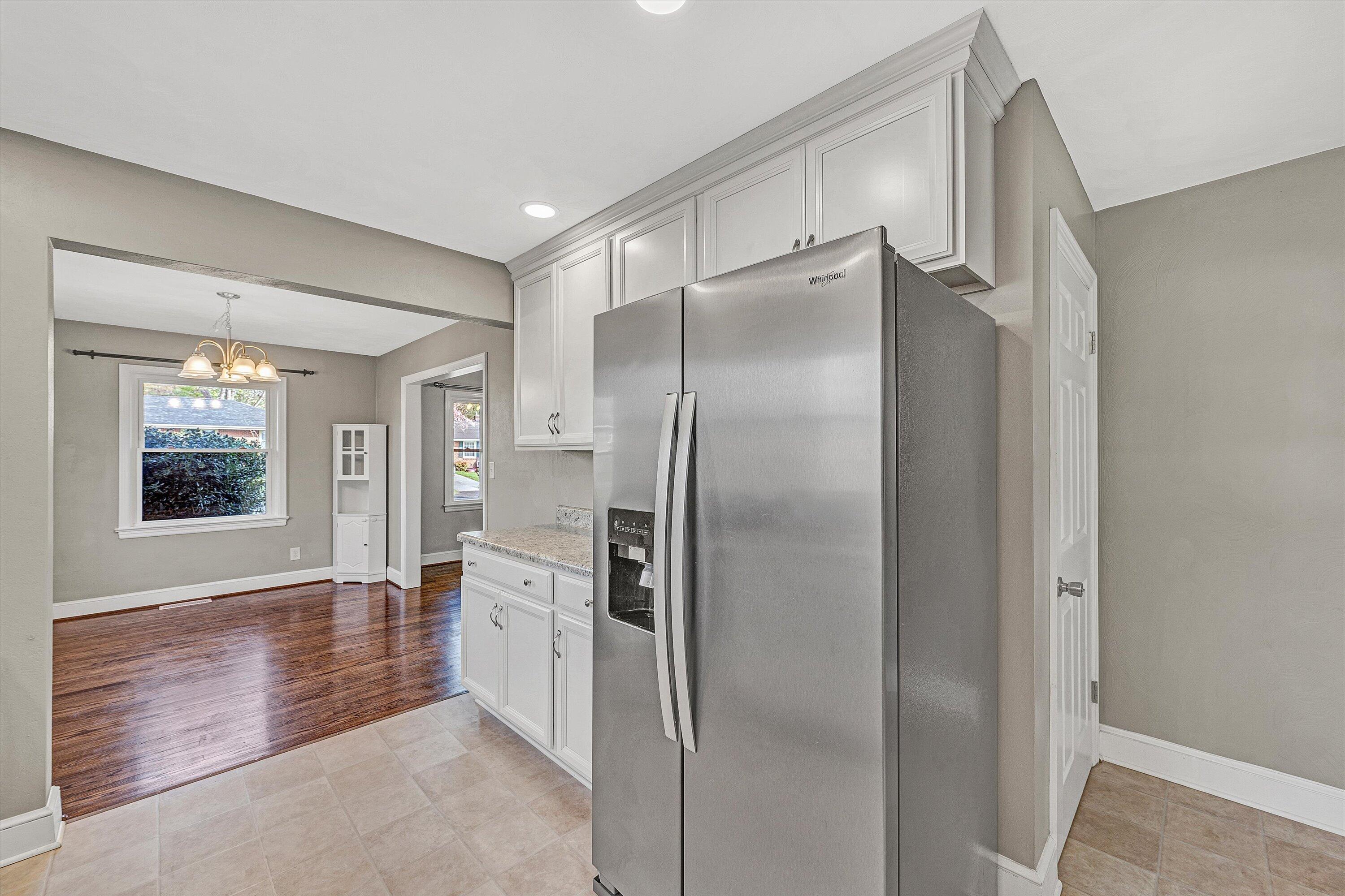 4608 Elva Road Northwest Roanoke, VA 24017 - Photo 12 of 38 12-SGP-09925