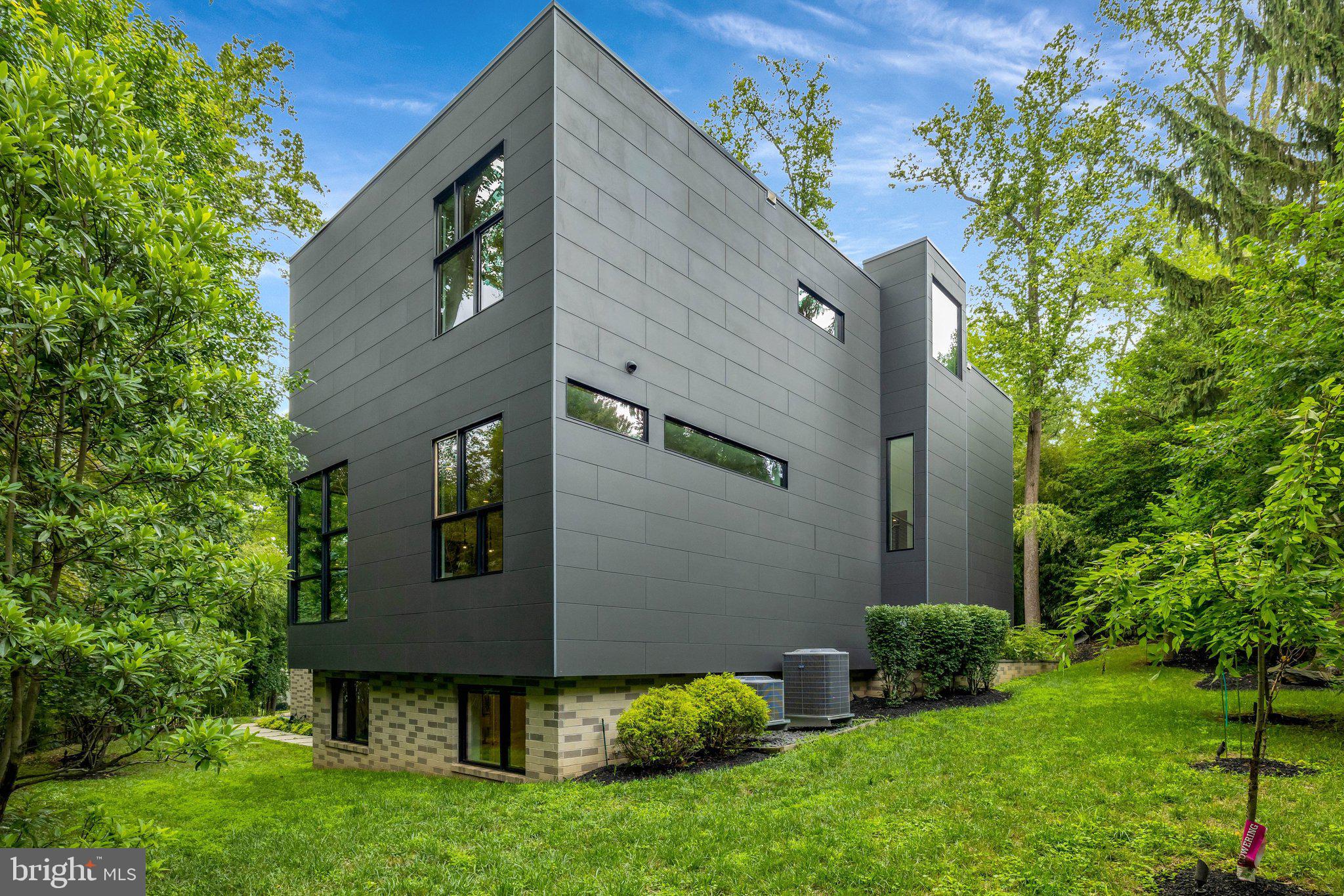 7815 Old Falls Road McLean, VA 22102 - Photo 63 of 85 Gallery Image 63
