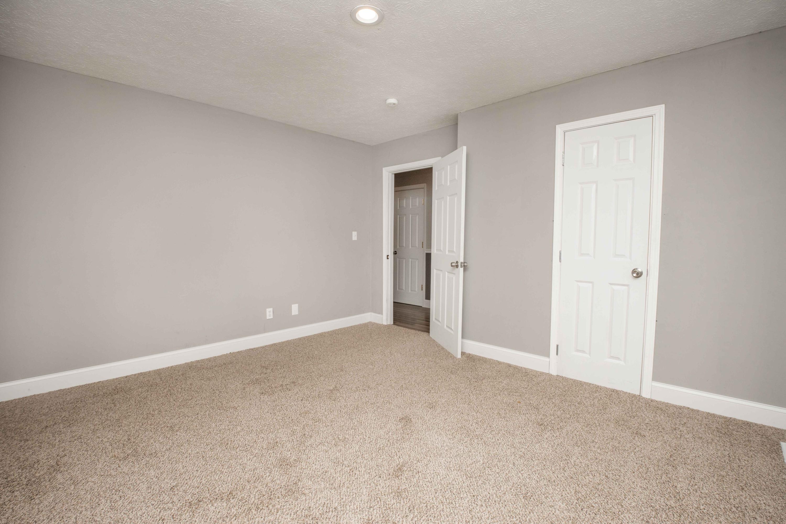 109 Timbercrest Drive Oak Ridge, TN 37830 - Photo 27 of 40 Bedroom 3