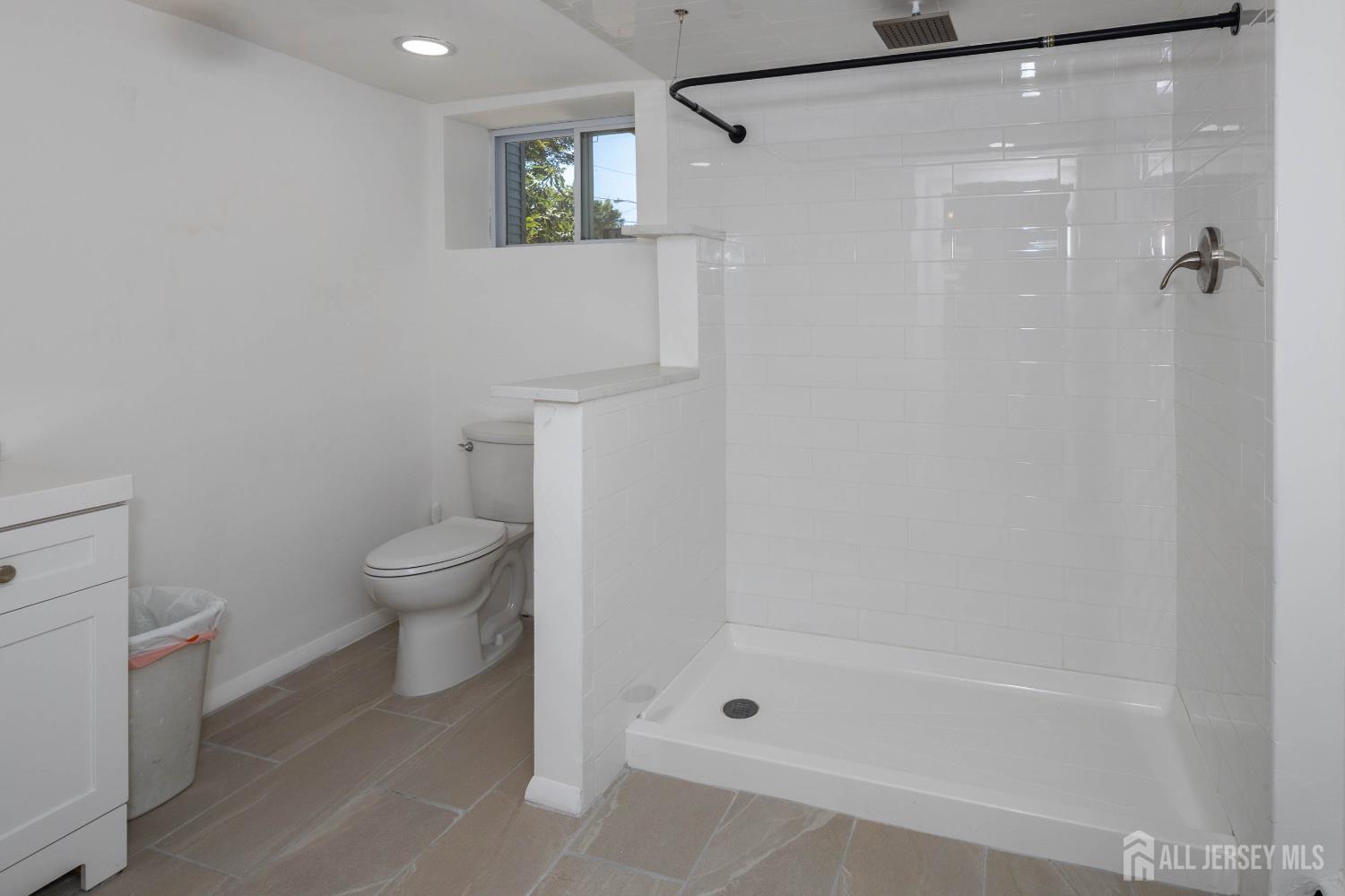 58 Stony Road West Edison, NJ 08817 - Photo 13 of 31