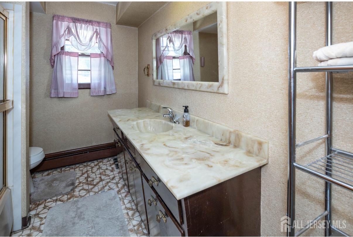 58 Stony Road West Edison, NJ 08817 - Photo 22 of 31