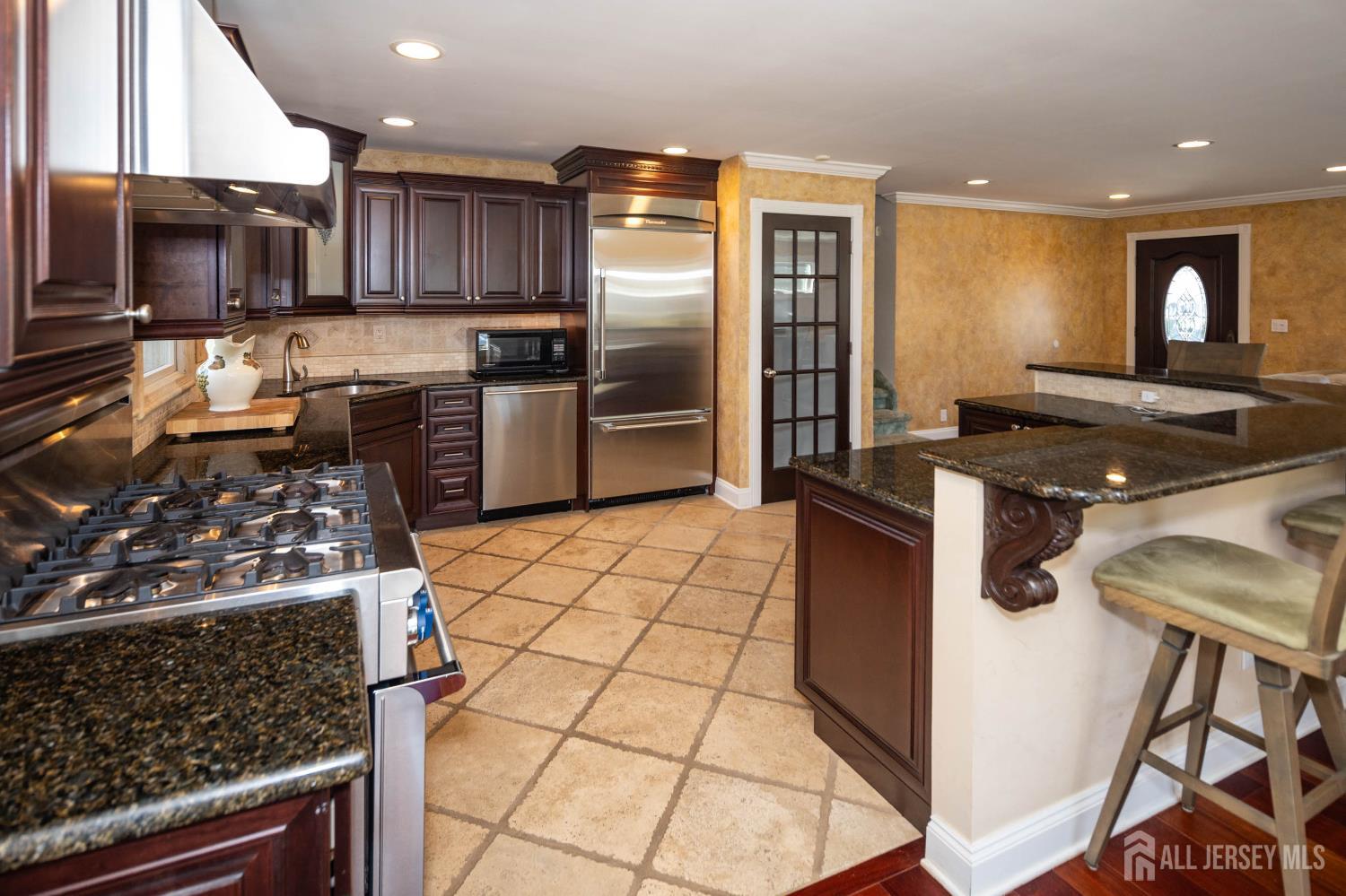 58 Stony Road West Edison, NJ 08817 - Photo 3 of 31