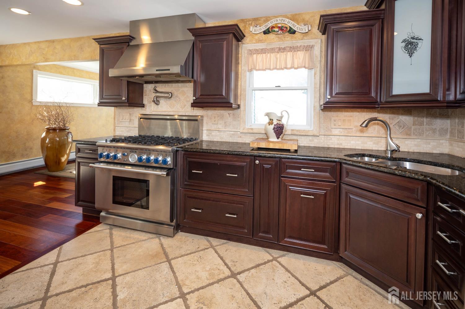 58 Stony Road West Edison, NJ 08817 - Photo 6 of 31