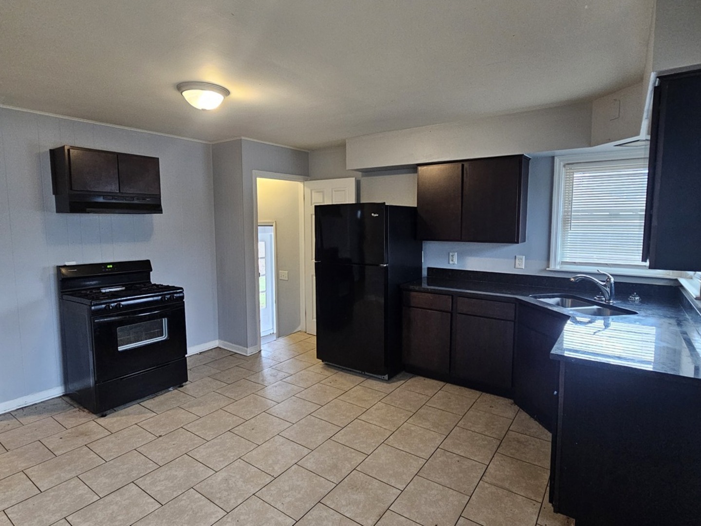3617 Monroe Street Lansing, IL 60438 - Photo 5 of 12