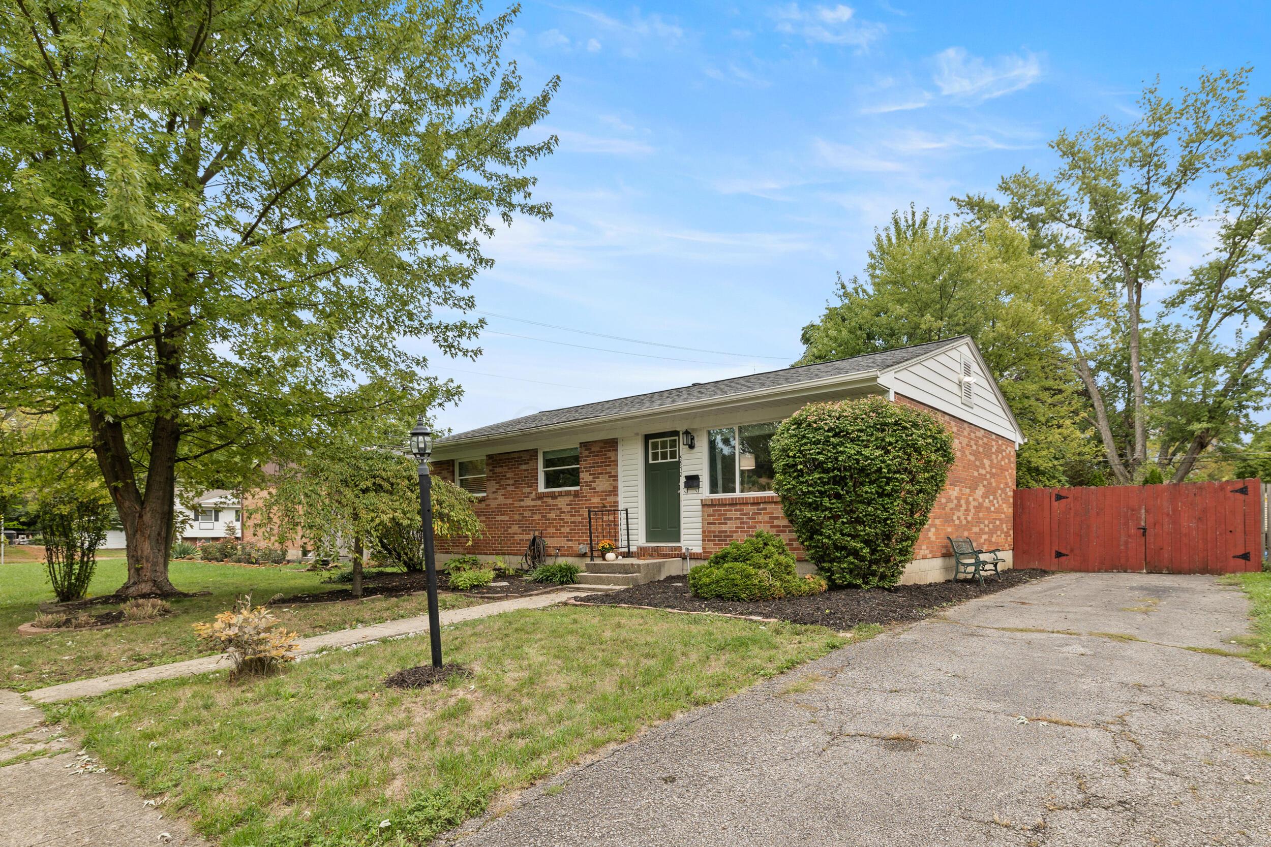 5672 Norcross Road Columbus, OH 43229 - Photo 3 of 38 3_front 02