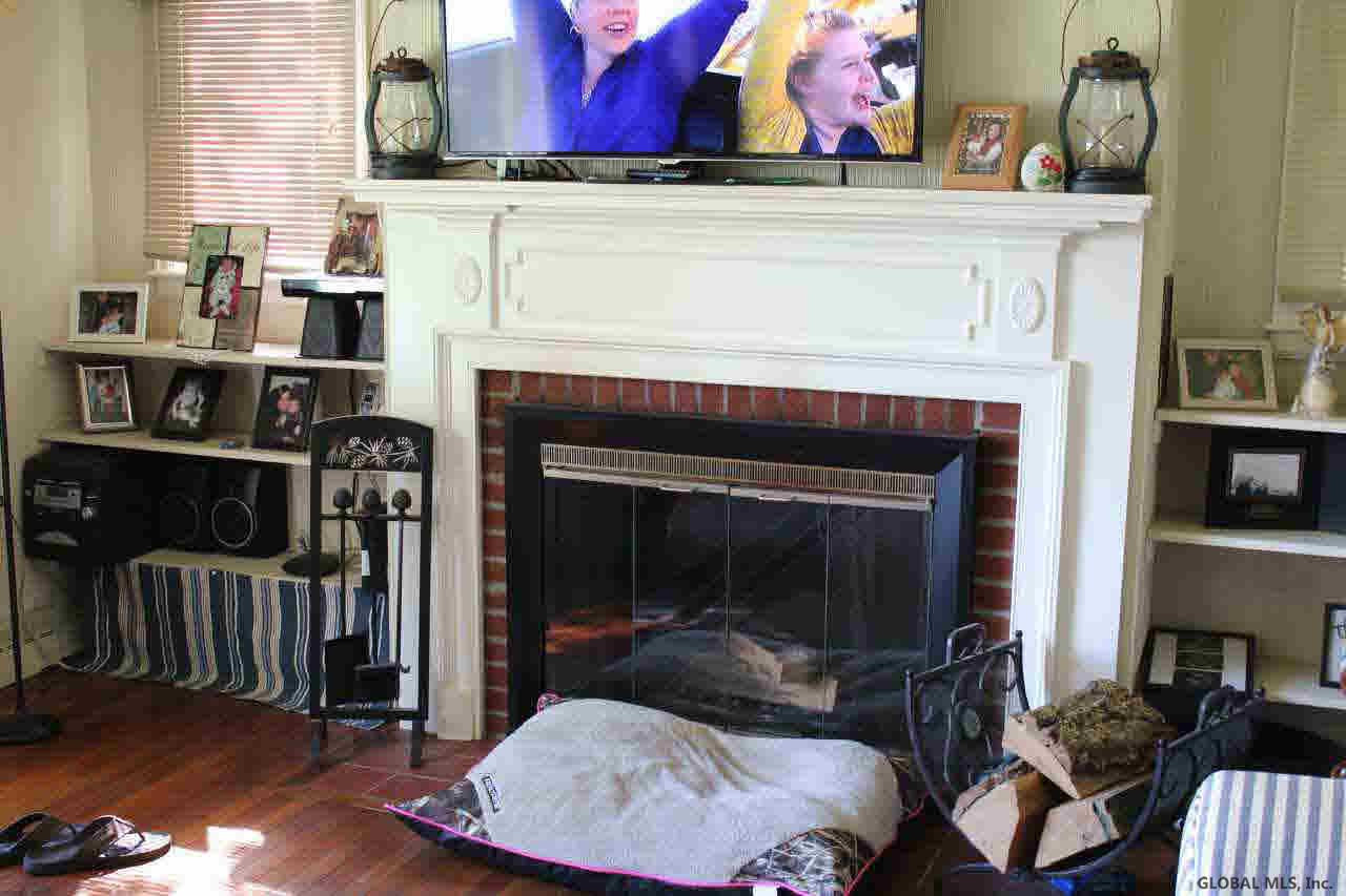 Photo 6
