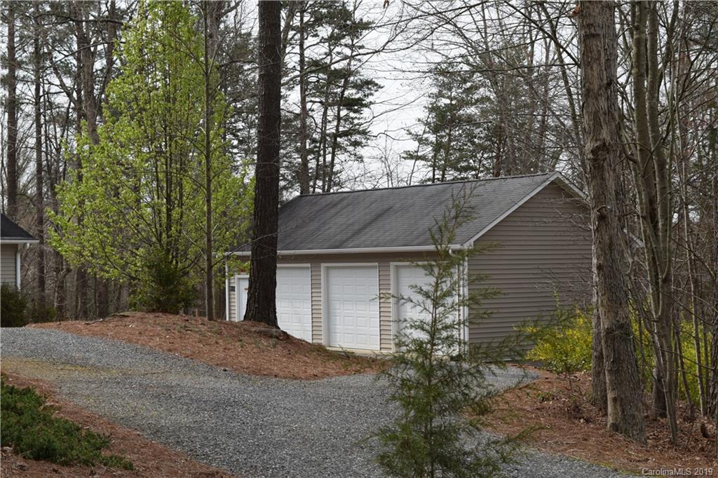 163 Ridge Point Drive Stony Point, NC 28678 - Photo 6 of 44 Gallery Image 6