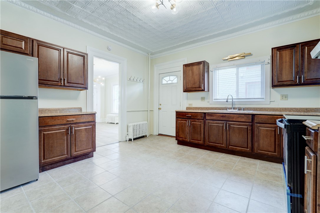 416 Gregory Street, Unit DOWN Rochester, NY 14620 - Photo 14 of 23