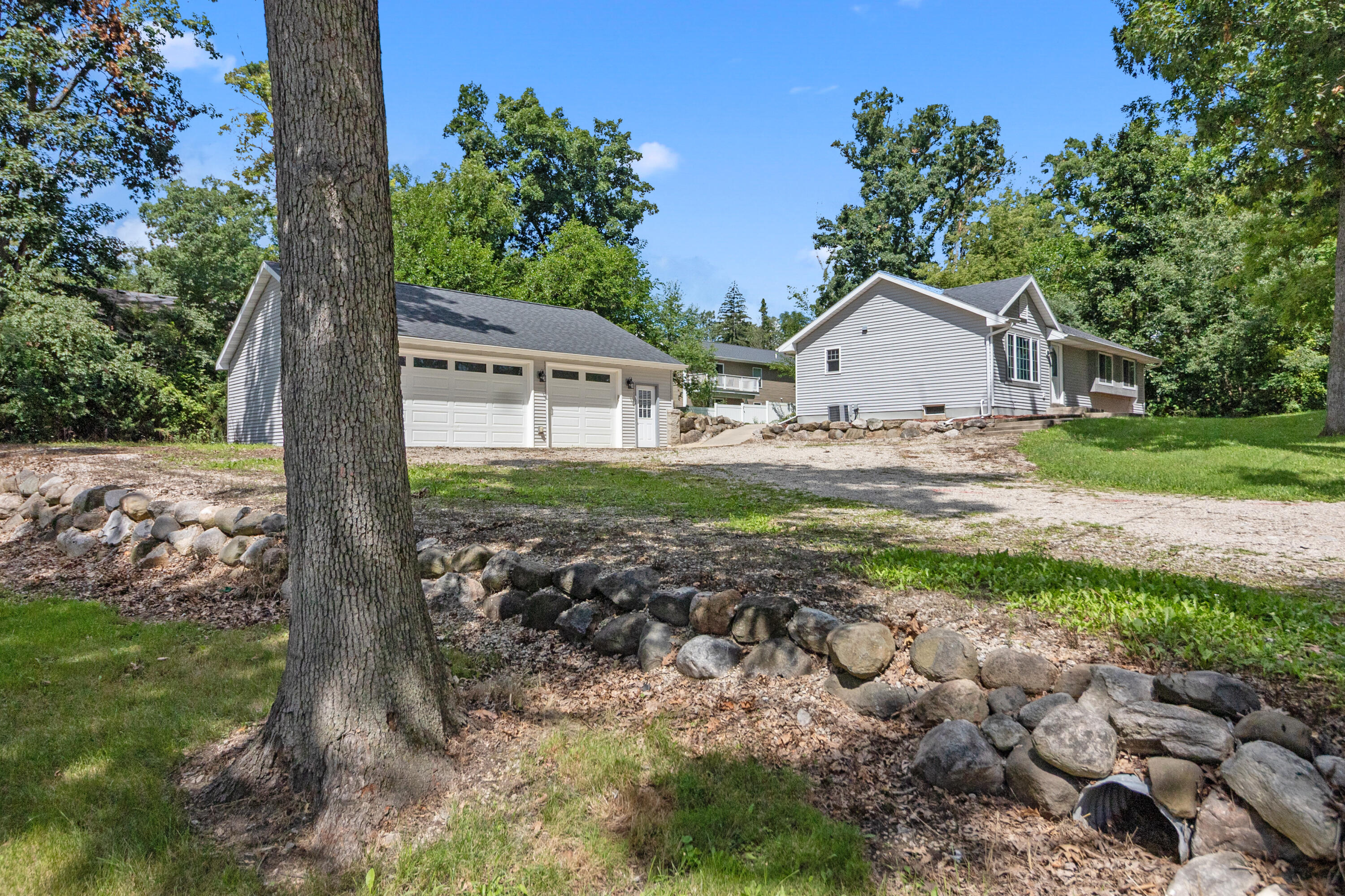 N3341 Iris Road Geneva, WI 53147 - Photo 14 of 16 14