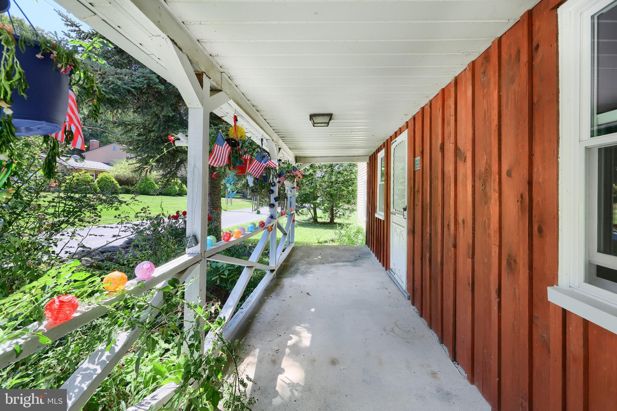 456 Church Road Orrtanna, PA 17353 - Photo 26 of 65 a view of an entryway