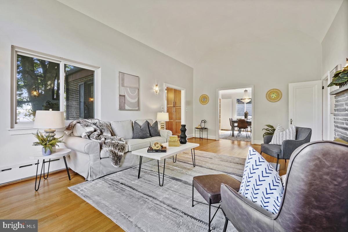 9101 Flower Avenue Silver Spring, MD 20901 - Photo 6 of 44