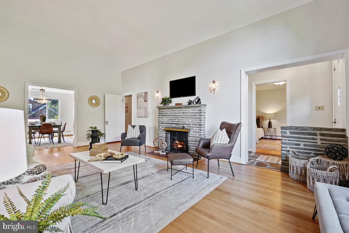 9101 Flower Avenue Silver Spring, MD 20901 - Photo 7 of 44