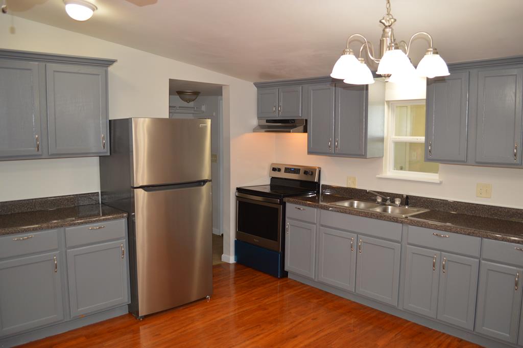 1405 Freeland Road Dalton, GA 30721 - Photo 12 of 32 Gallery Image 12