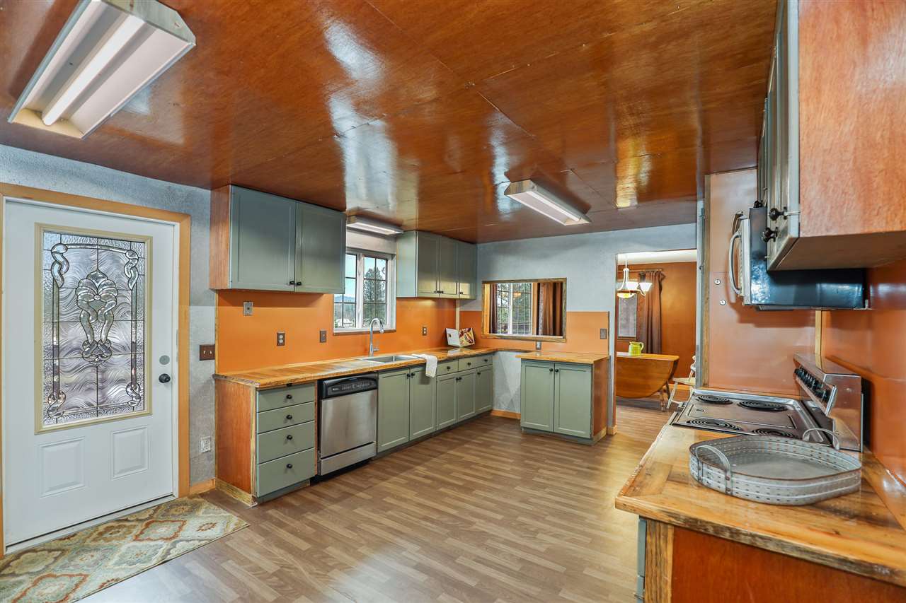 26917 North Yale Road Chattaroy, WA 99003 - Photo 8 of 20