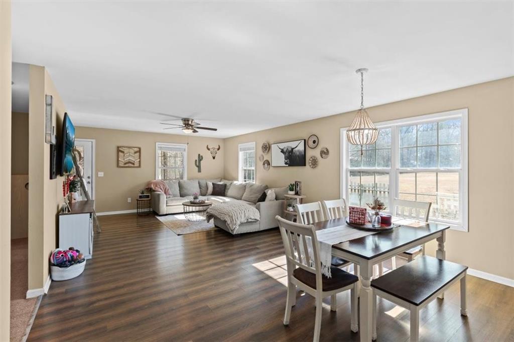 100 South Avery Road Southwest Rome, GA 30165 - Photo 19 of 50 a living room with furniture and wooden floor