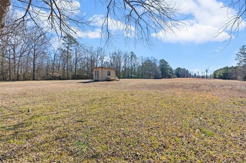 100 South Avery Road Southwest Rome, GA 30165 - Photo 34 of 50 a view of an outdoor space and a yard