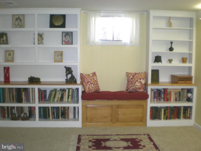 220 Radstock Road Catonsville, MD 21228 - Photo 14 of 24 Custom built shelves and bench seat