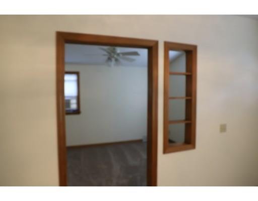 273 Nottingham Street Springfield, MA 01104 - Photo 11 of 22