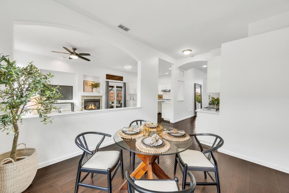 8472 Kingsland Court Elk Grove, CA 95624 - Photo 15 of 46