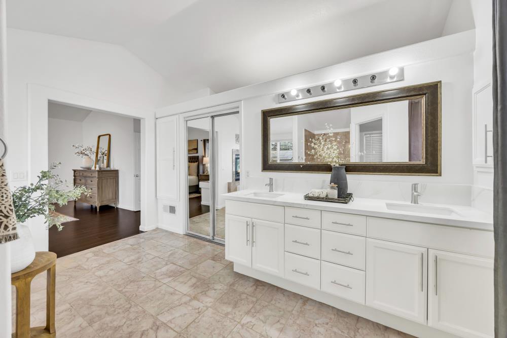 8472 Kingsland Court Elk Grove, CA 95624 - Photo 26 of 46