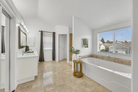 $786,000 | 8472 Kingsland Court, Elk Grove, CA 95624