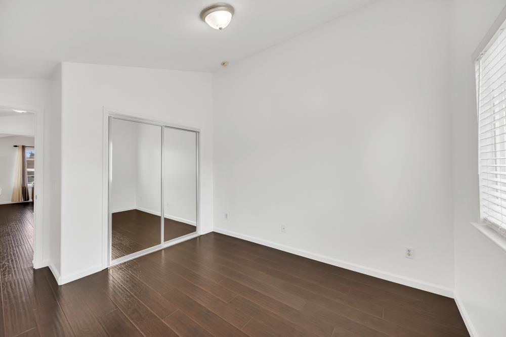 8472 Kingsland Court Elk Grove, CA 95624 - Photo 34 of 46